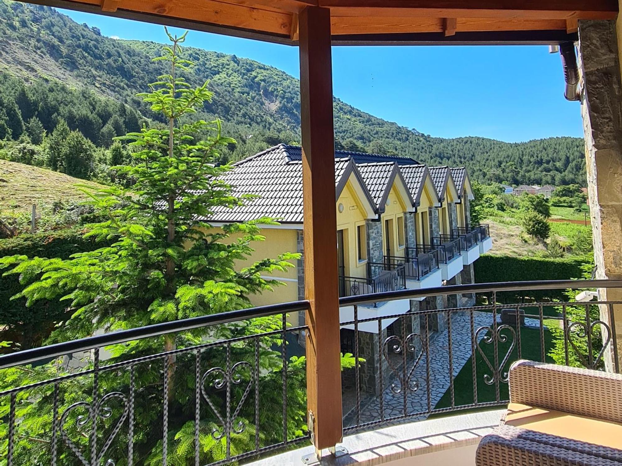 Sofra E Shpatit Hotel เอลบาซาน ภายนอก รูปภาพ